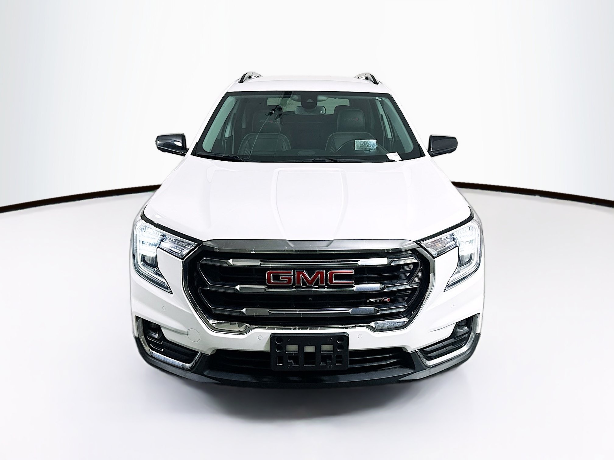 Used 2024 GMC Terrain AT4 w/ Infotainment Package II AWD/4WD image 2