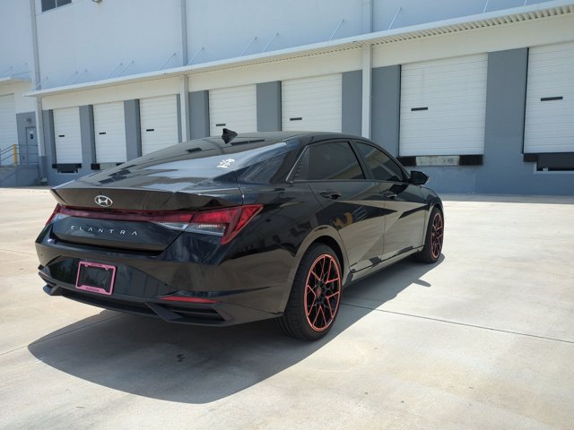 Used 2021 Hyundai Elantra SEL FWD image 5