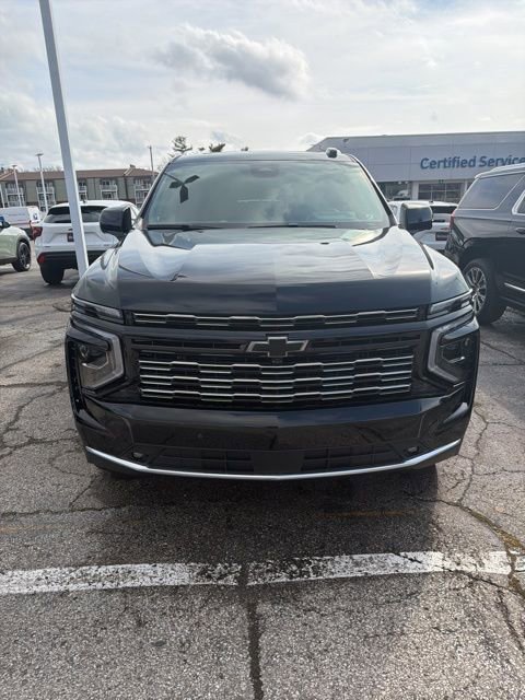 New 2026 Chevrolet Suburban High Country image 2