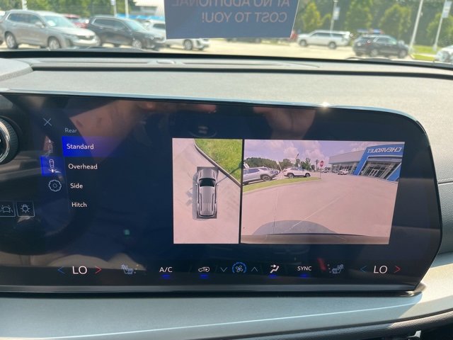 New 2026 Chevrolet Traverse LT w/ Driver Confidence Package image 27