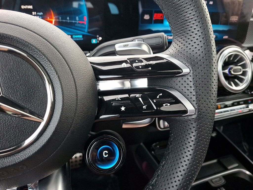 Used 2024 Mercedes-Benz GLB 35 AMG GLB 35 AMG image 22