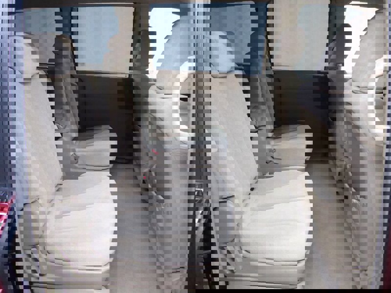 Used 2007 Kia Sedona LX image 25