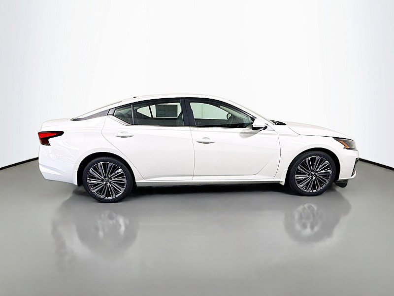 New 2026 Nissan Altima 2.5 SV w/ SV Premium Package image 8