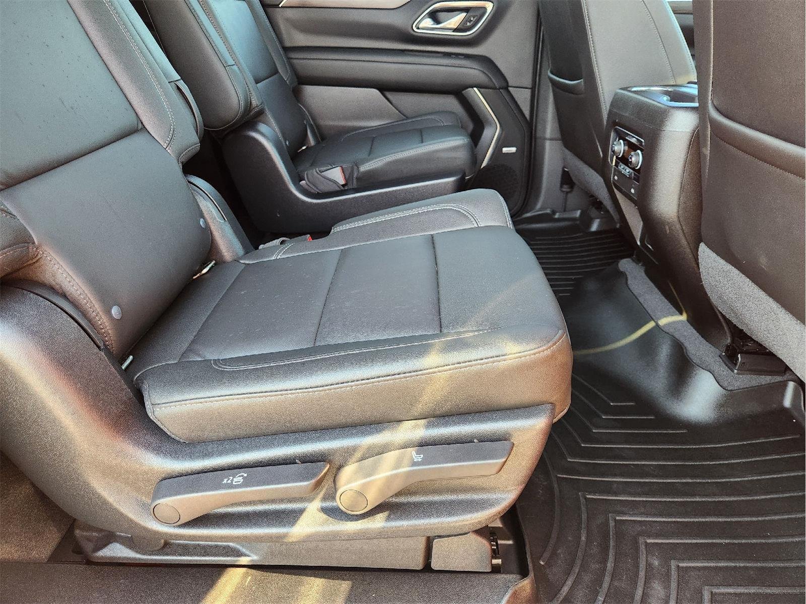Certified 2021 Chevrolet Suburban Z71 AWD/4WD image 32