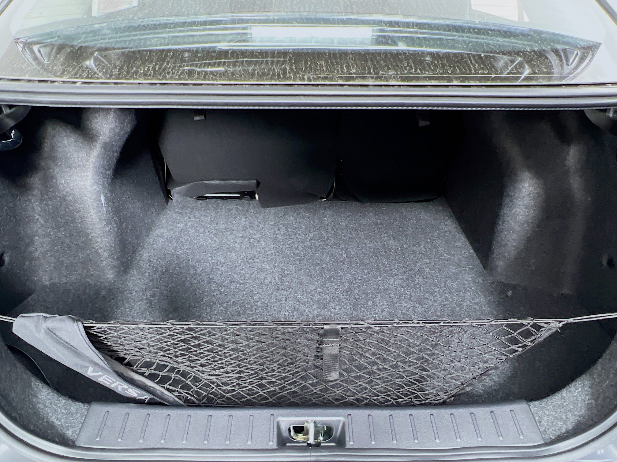 New 2025 Nissan Versa SR w/ Trunk Package image 22