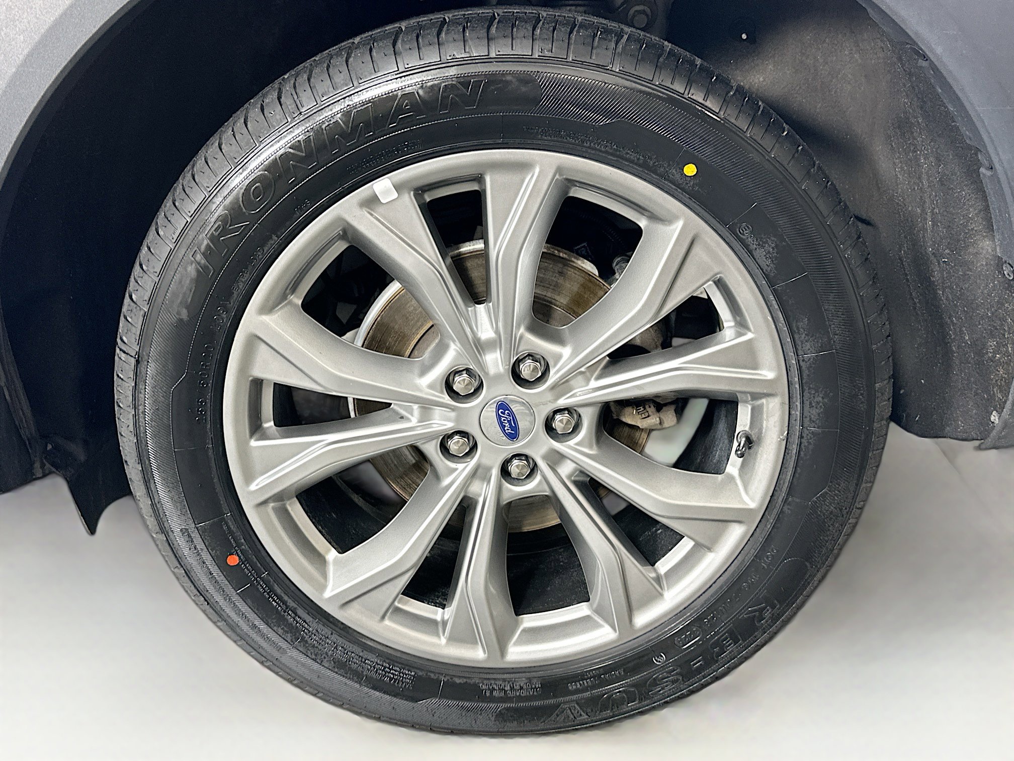 Used 2023 Ford Explorer Limited image 11