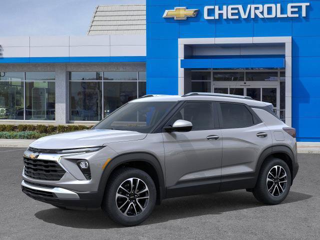 New 2026 Chevrolet TrailBlazer LT w/ Driver Confidence Package FWD image 2
