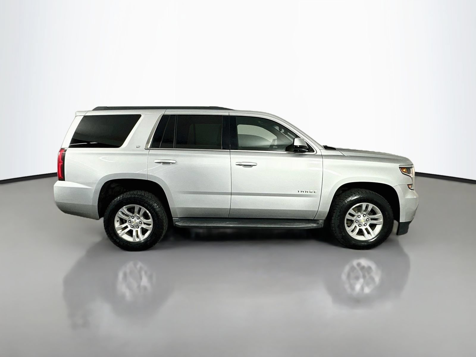 Used 2015 Chevrolet Tahoe LT AWD/4WD image 9