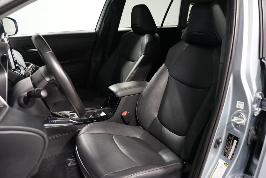 Used 2024 Toyota Corolla Cross XLE image 26