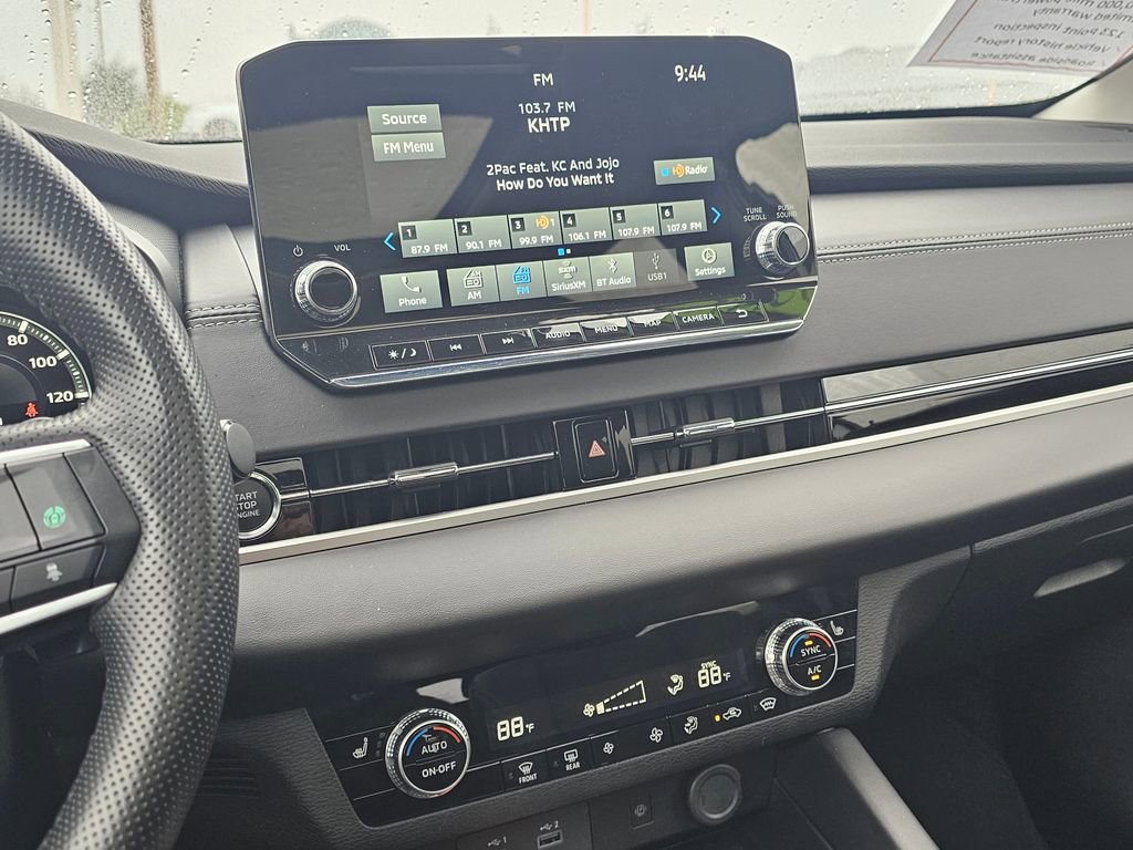 Used 2024 Mitsubishi Outlander SE image 19