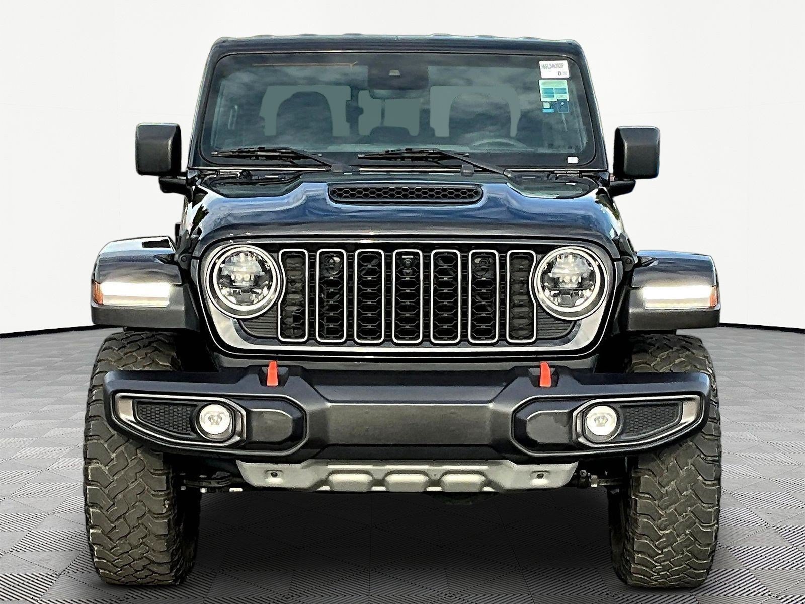 Used 2025 Jeep Gladiator Mojave w/ Convenience Group AWD/4WD image 2