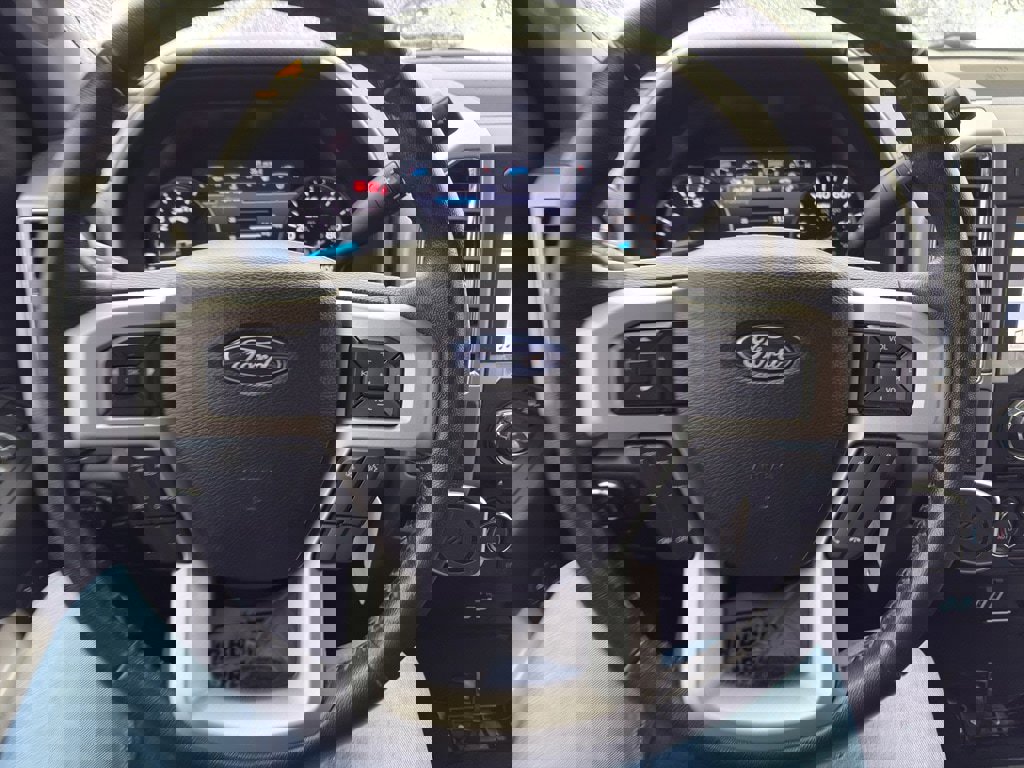 Used 2018 Ford F350 Lariat w/ Lariat Value Package image 15