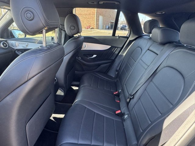 Used 2020 Mercedes-Benz GLC 300 4MATIC image 11