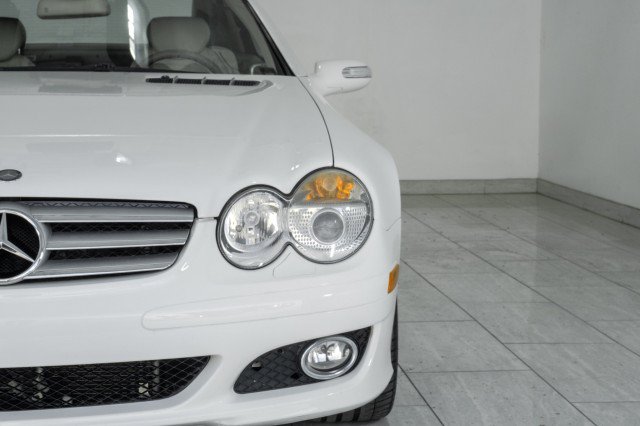 Used 2008 Mercedes-Benz SL 550 image 40