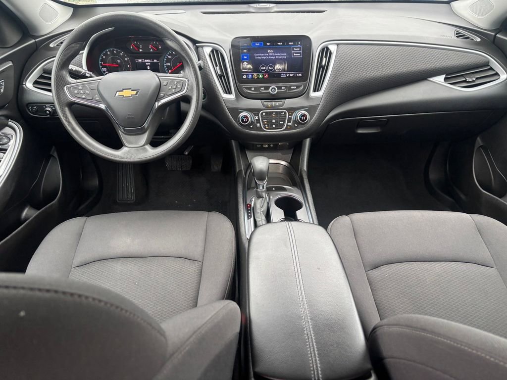 Used 2023 Chevrolet Malibu LT image 27