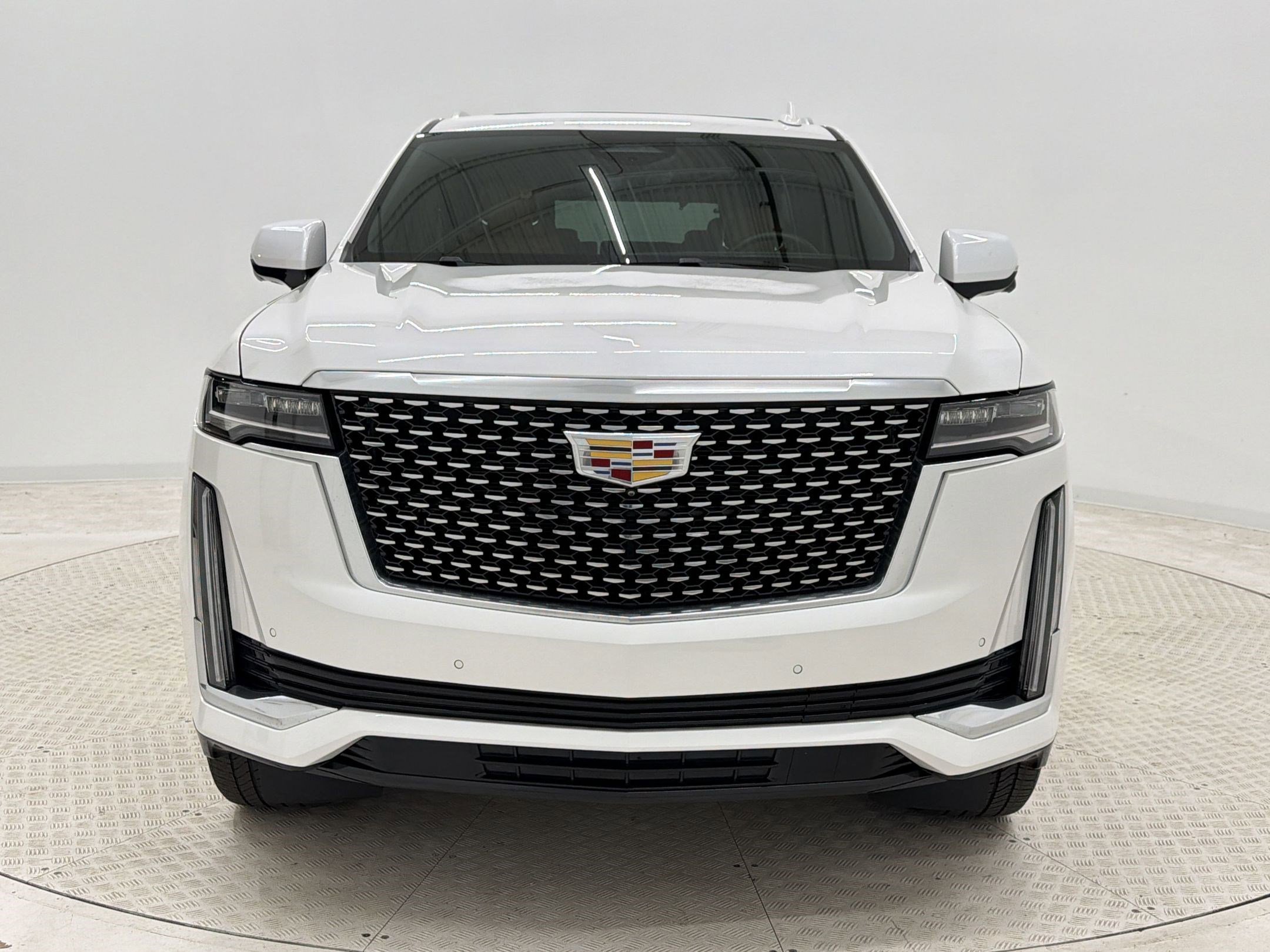 Used 2021 Cadillac Escalade Premium Luxury image 6