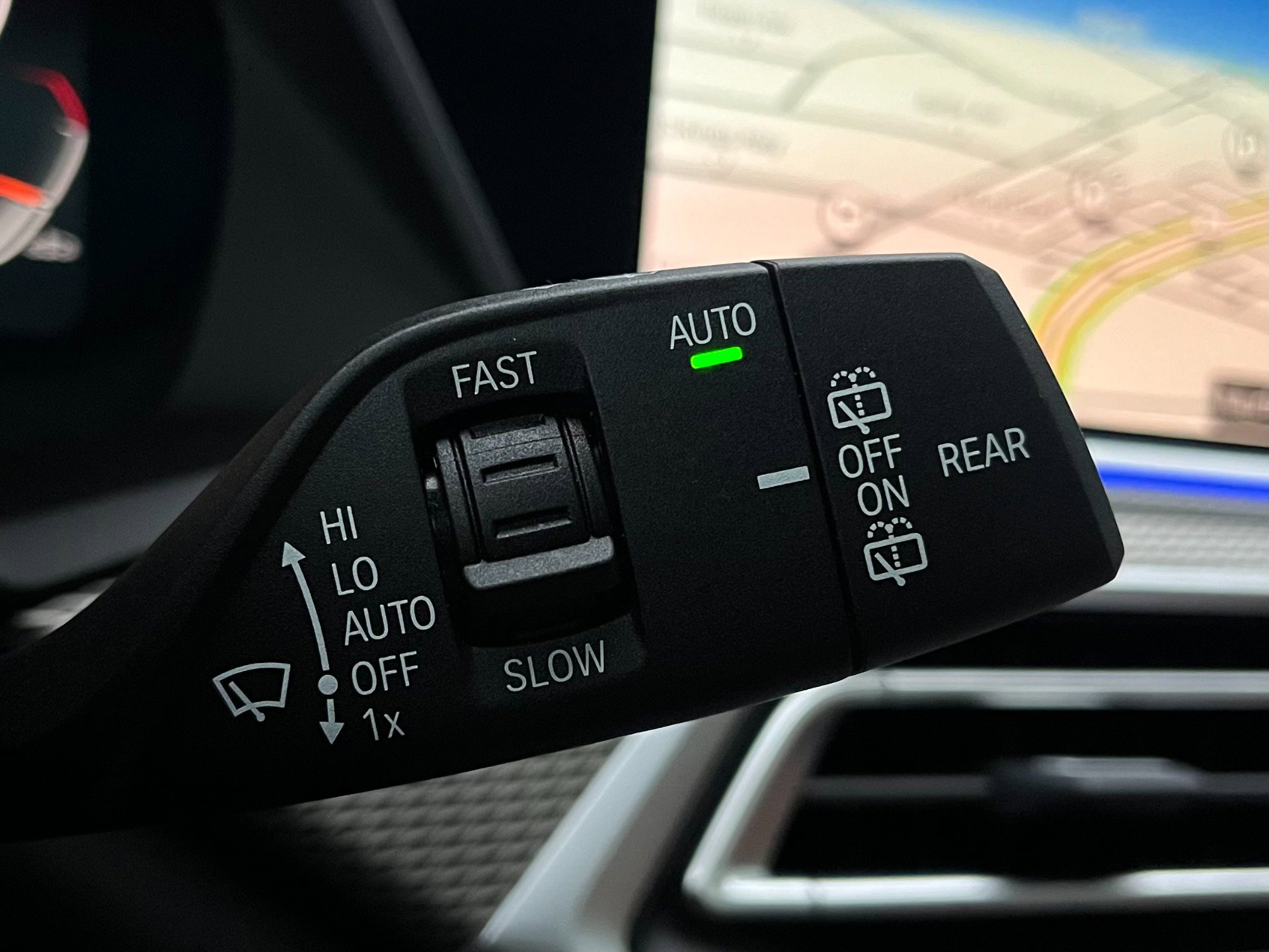 Used 2022 BMW X5 M50i w/ Executive Package image 61