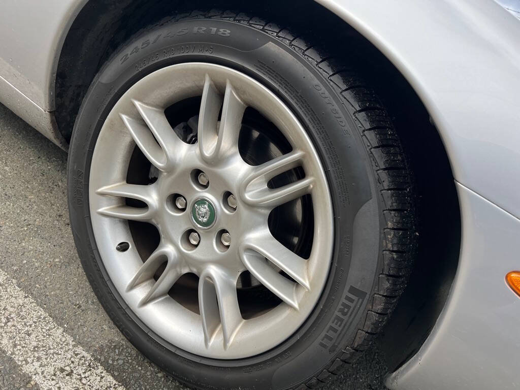 Used 2001 Jaguar XK8 Coupe RWD image 30