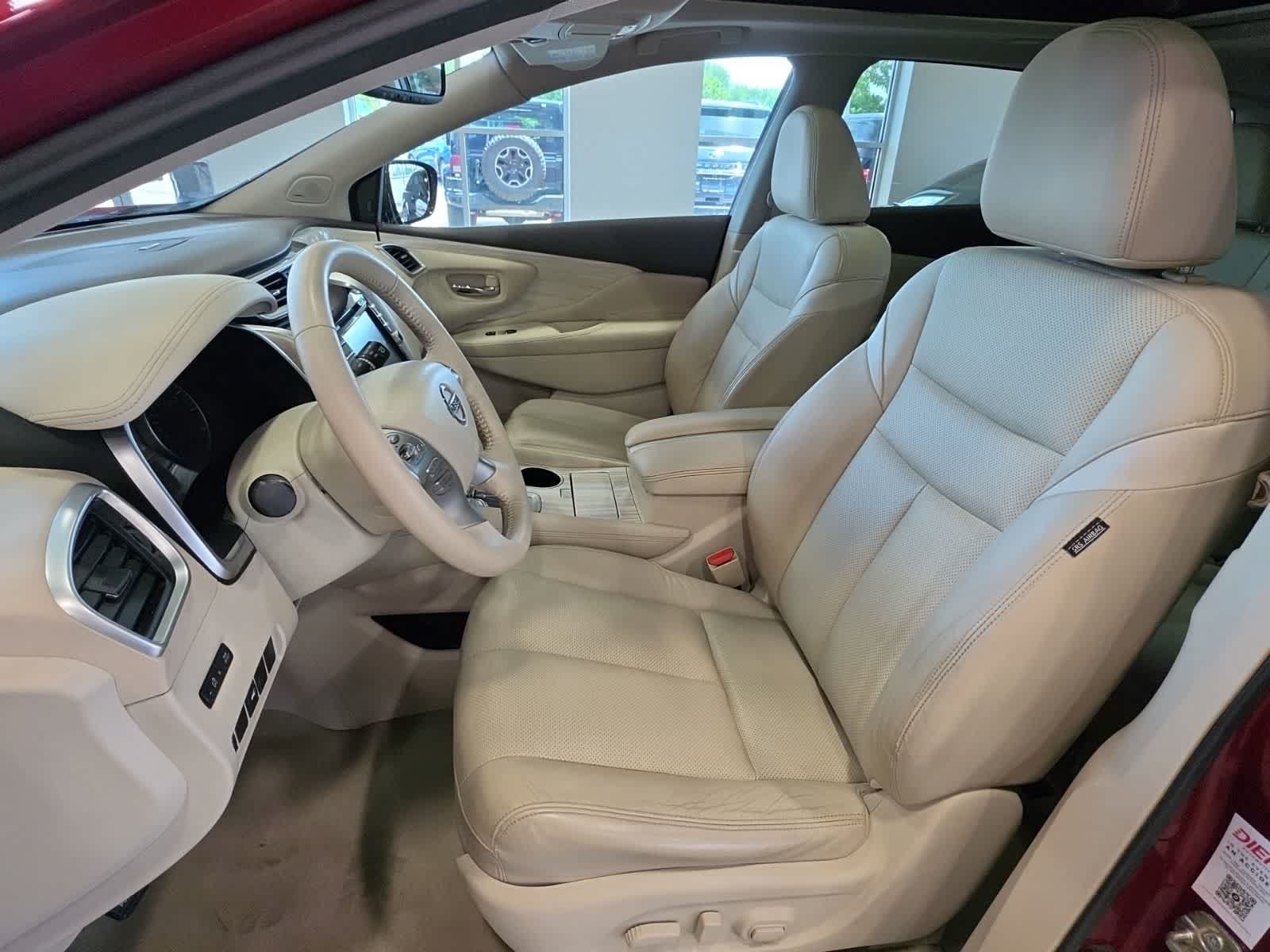 Used 2015 Nissan Murano SL w/ SL Technology Package AWD/4WD image 16