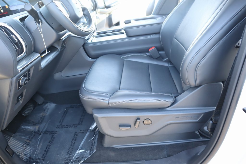 New 2025 Ford Expedition Platinum w/ Driver's Package image 12