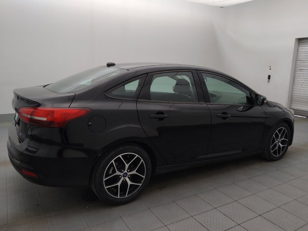 Used 2017 Ford Focus SEL image 10