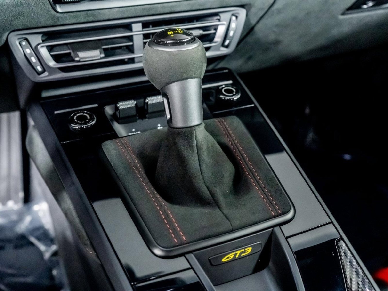 Used 2022 Porsche 911 GT3 RWD image 46