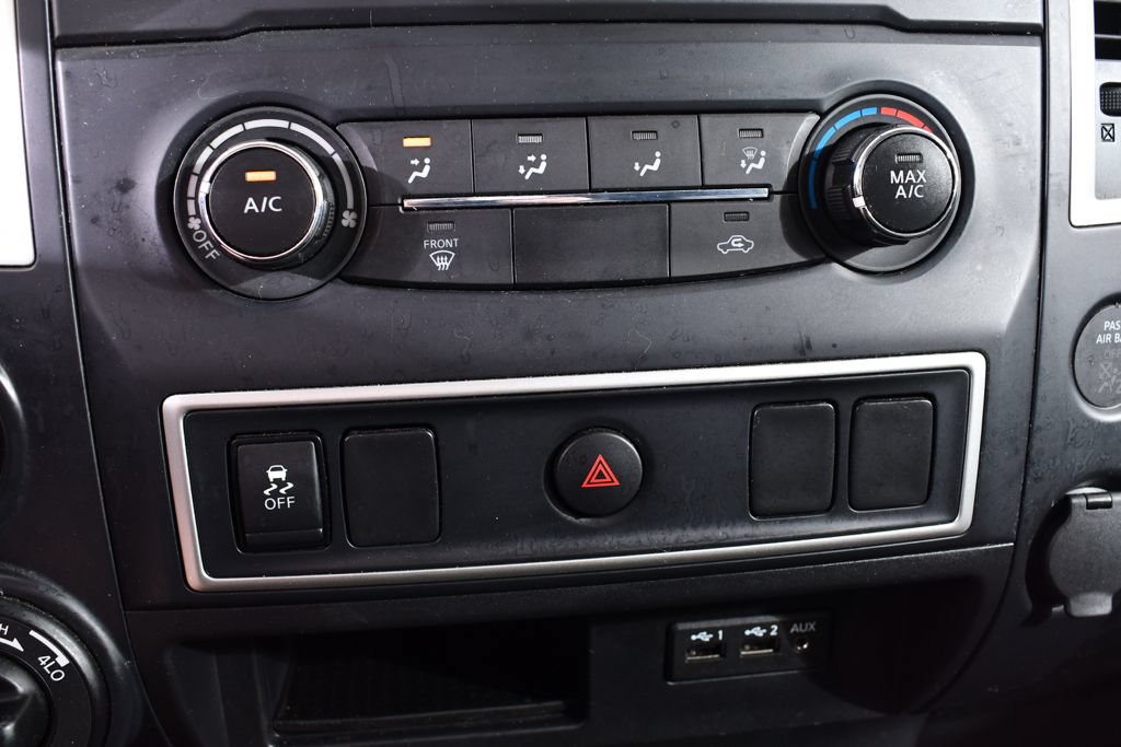 Used 2019 Nissan Titan S AWD/4WD image 27