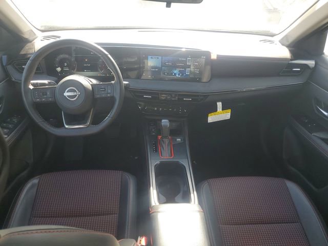 Certified 2025 Nissan Kicks SR w/ SR Premium Package FWD image 13