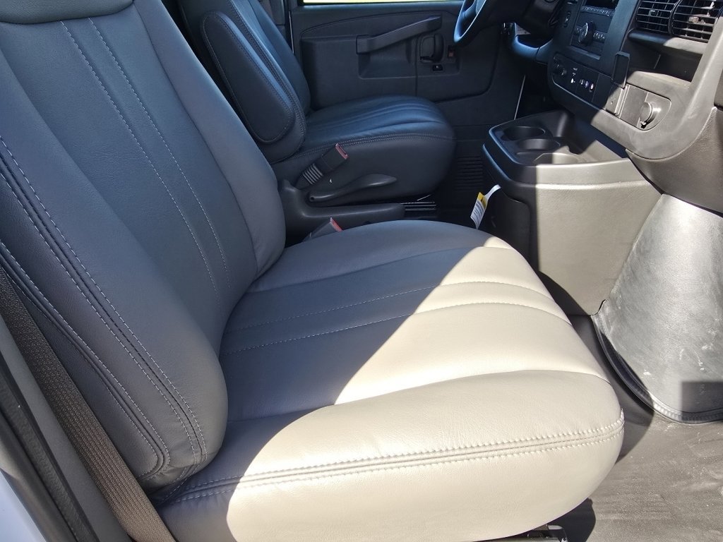 New 2025 Chevrolet Express 2500 w/ Driver Convenience Package RWD image 15