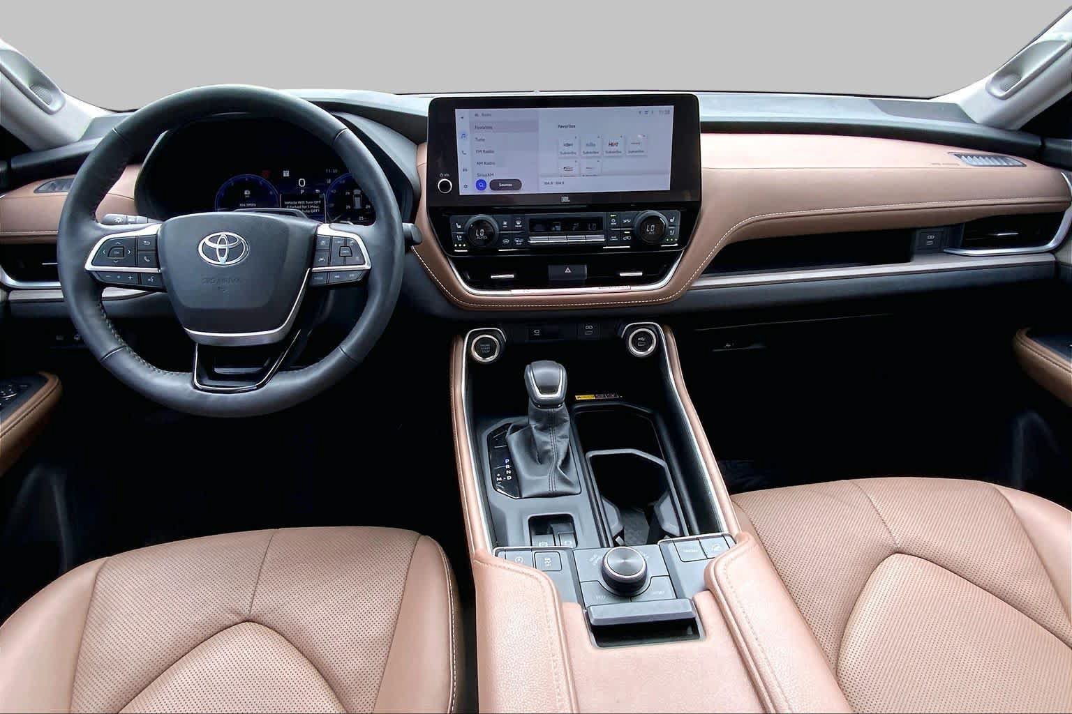 Used 2026 Toyota Grand Highlander AWD image 16
