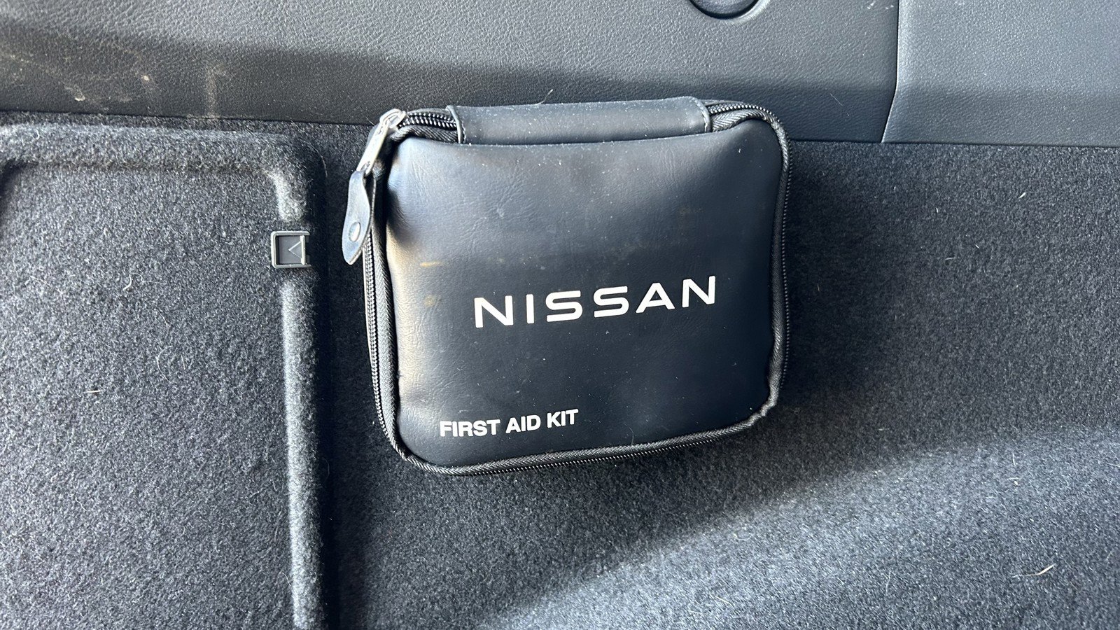 Used 2023 Nissan Rogue SV image 15