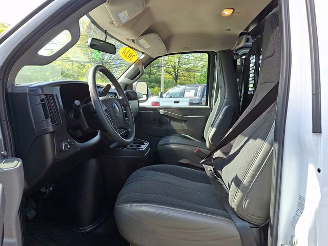 Used 2024 GMC Savana 2500 w/ Driver Convenience Package RWD image 24