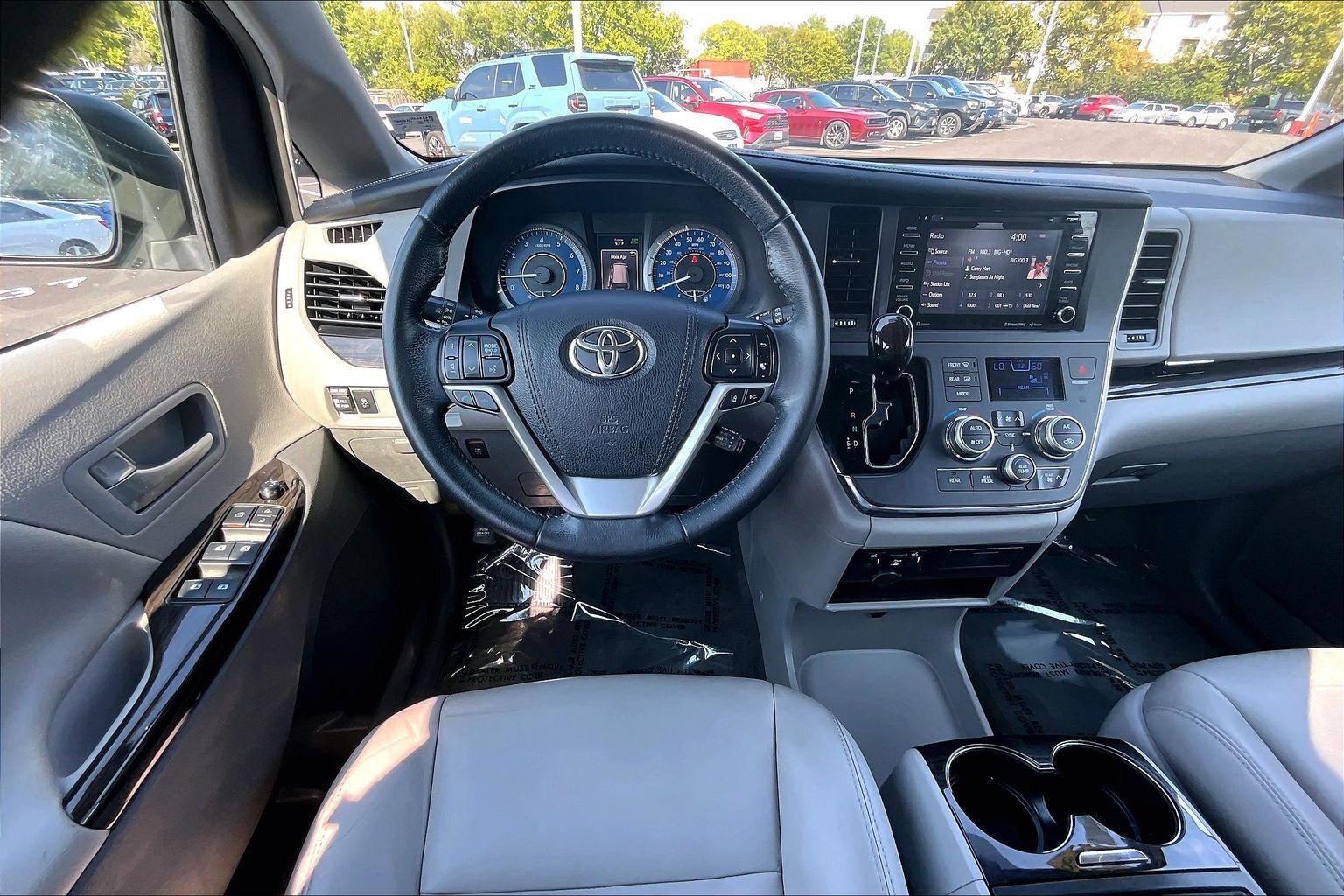 Used 2018 Toyota Sienna XLE w/ Protection Package AWD/4WD image 5
