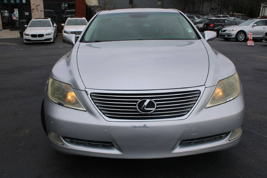 Used 2007 Lexus LS 460 L RWD image 2