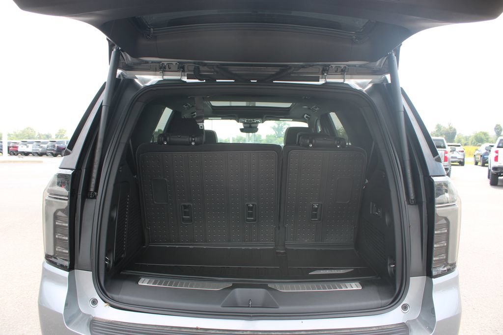 New 2026 Chevrolet Tahoe High Country AWD/4WD image 16