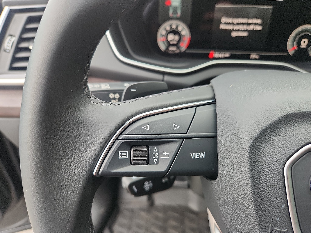 Used 2023 Audi Q5 2.0T Premium Plus AWD/4WD image 21