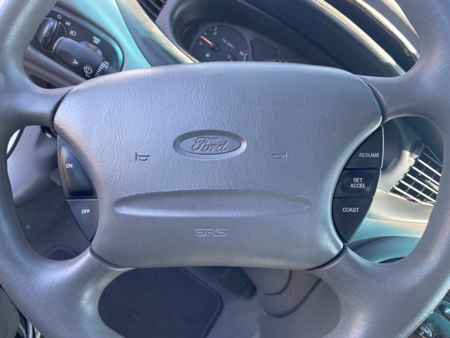 Used 1998 Ford Taurus SE FWD image 16