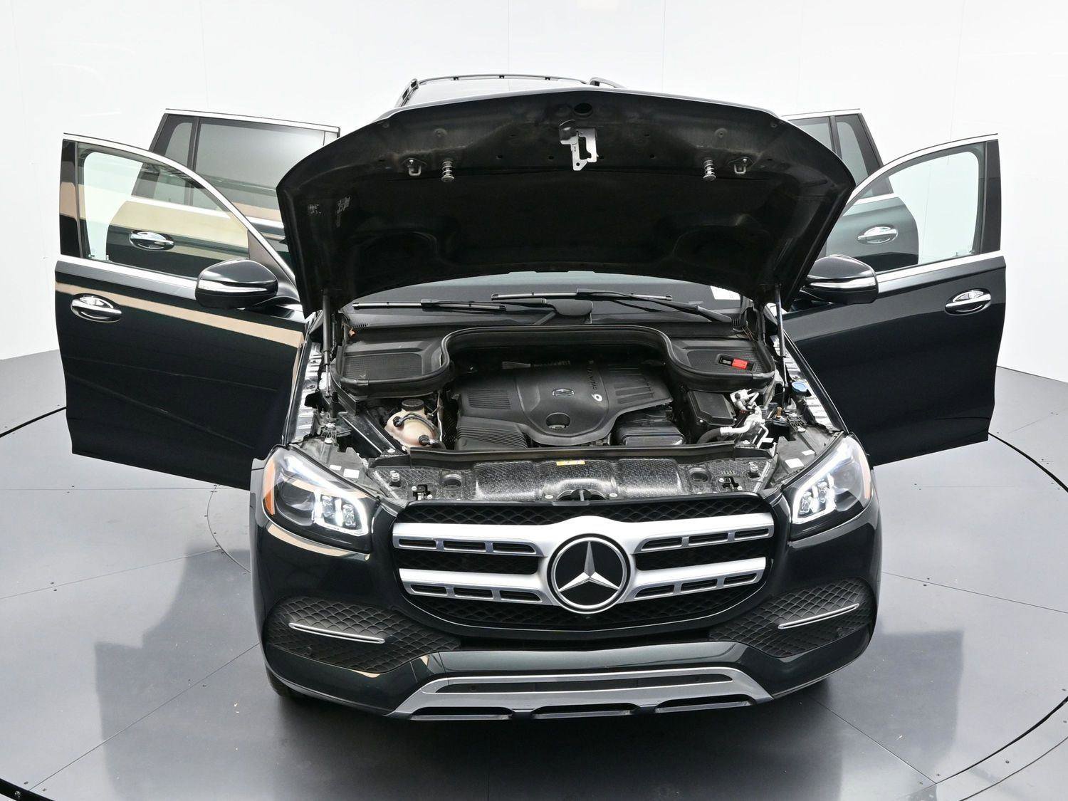 Used 2023 Mercedes-Benz GLS 450 4MATIC image 45