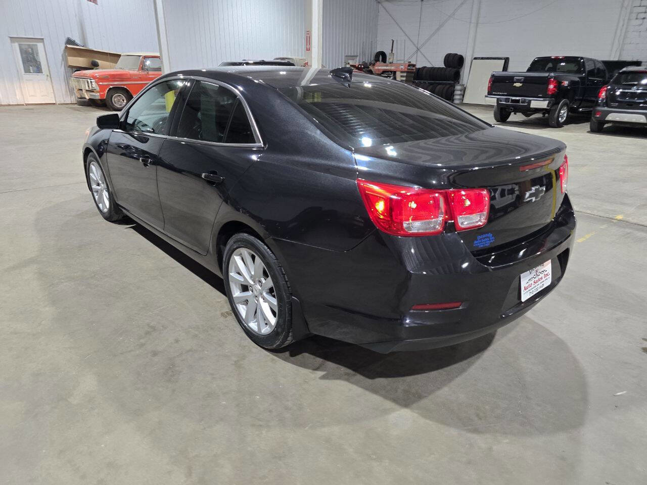 Used 2015 Chevrolet Malibu LT FWD image 8