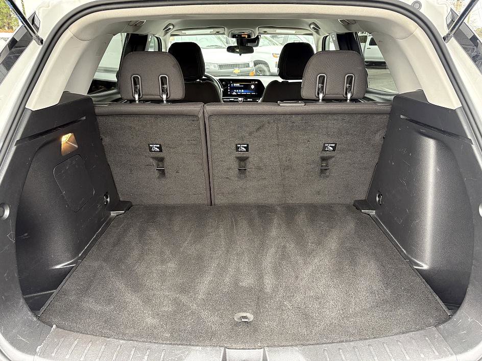 Certified 2025 Chevrolet TrailBlazer LT w/ LT Cold Weather Package image 11