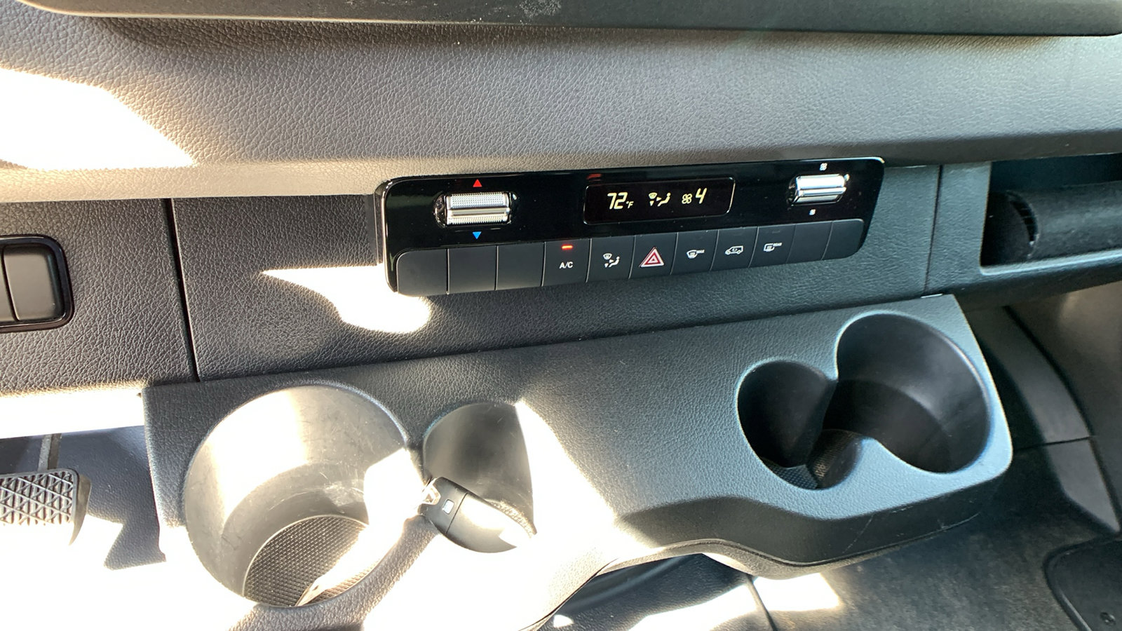 Used 2025 Mercedes-Benz Sprinter 2500 image 16