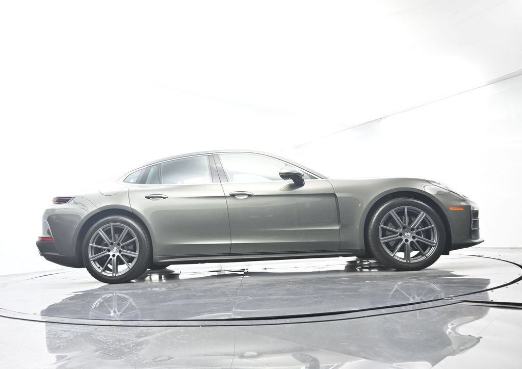 Certified 2026 Porsche Panamera 4 AWD/4WD image 54