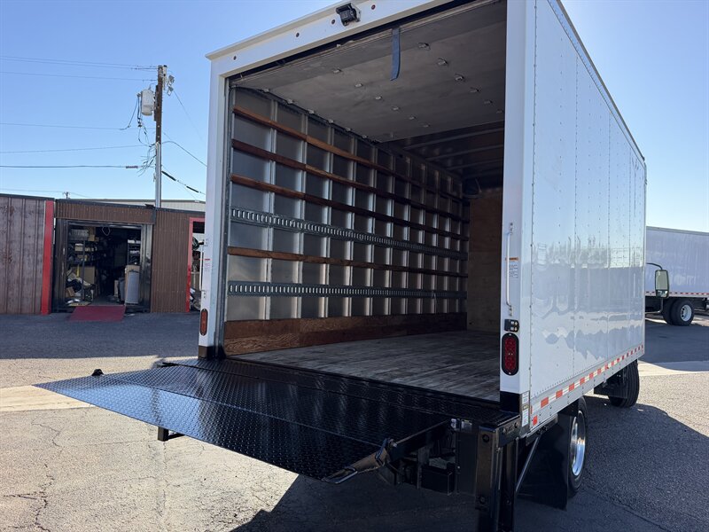 Used 2024 Isuzu NPR RWD image 11