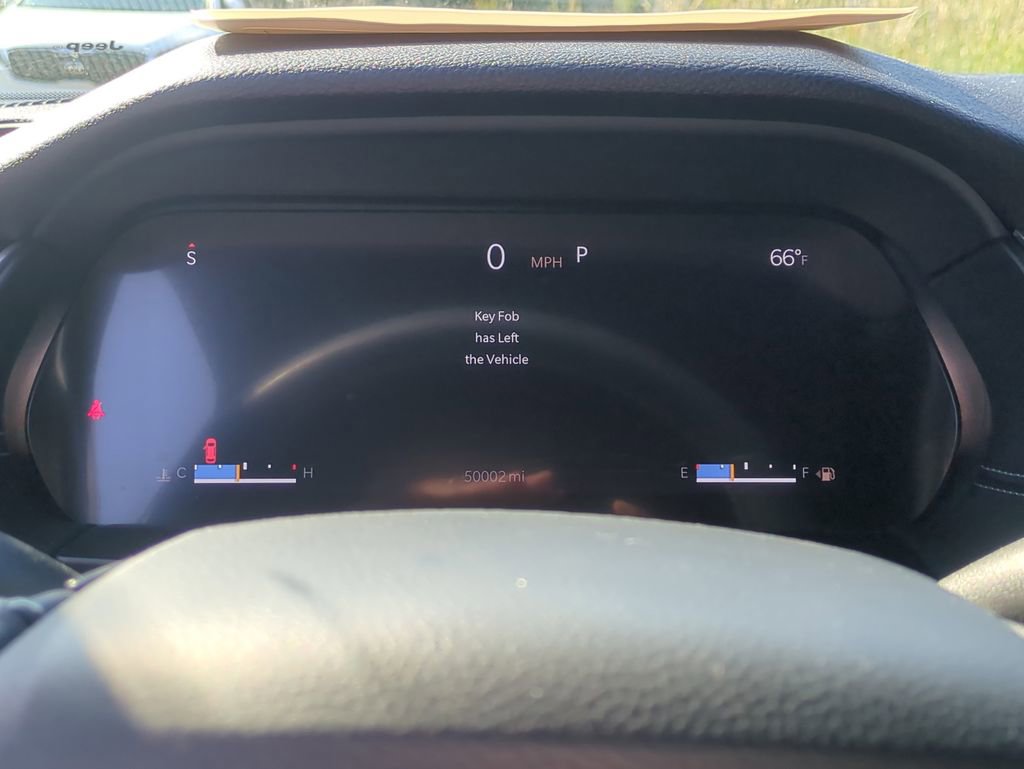 Used 2023 Jeep Grand Cherokee Altitude image 29