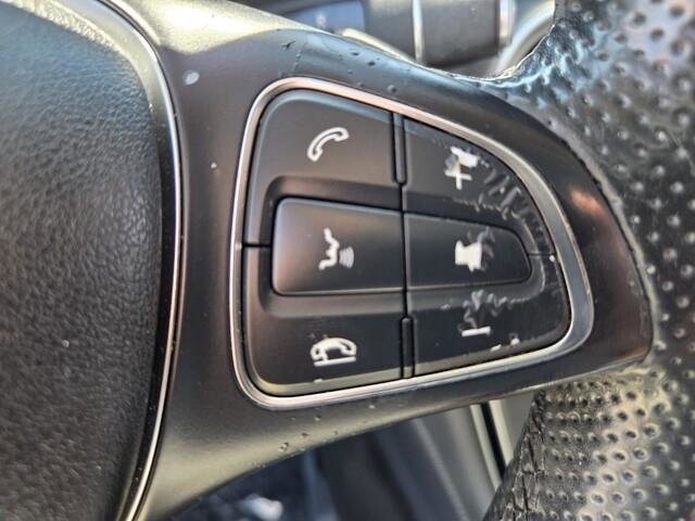 Used 2016 Mercedes-Benz GLC 300 w/ Sport Package image 11