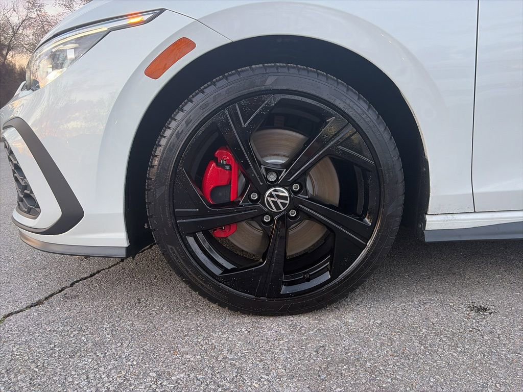 Used 2024 Volkswagen GTI SE FWD image 29