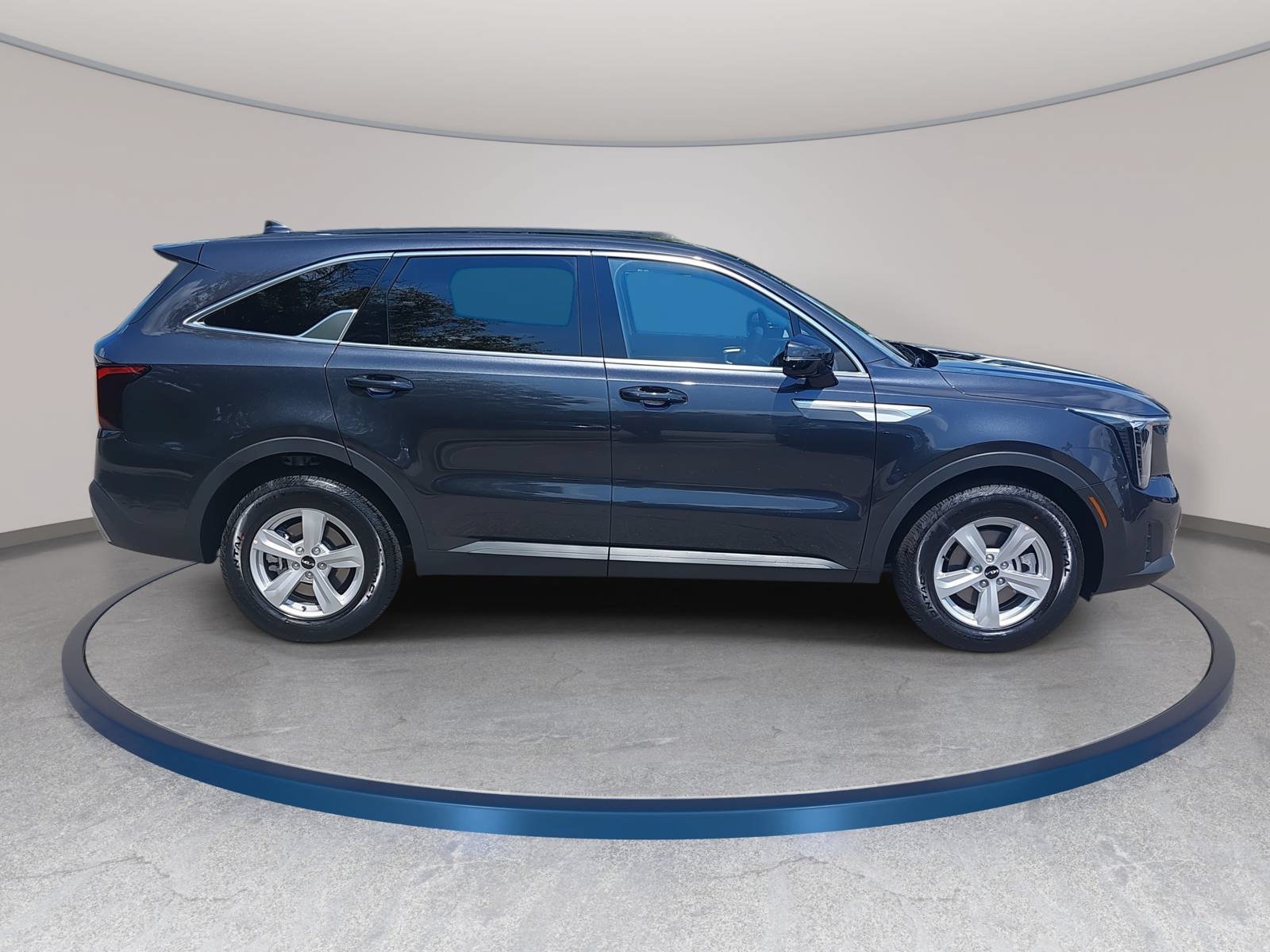 New 2026 Kia Sorento LX FWD image 4