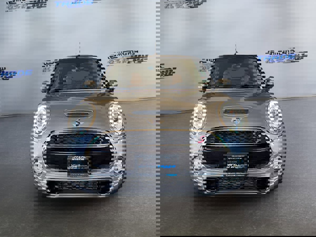 Used 2018 MINI Cooper S image 2