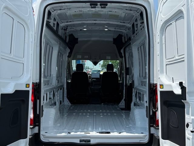 New 2026 Ford Transit 250 148 High Roof RWD image 21