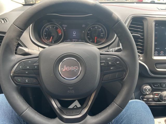 Used 2022 Jeep Cherokee Trailhawk AWD/4WD image 20